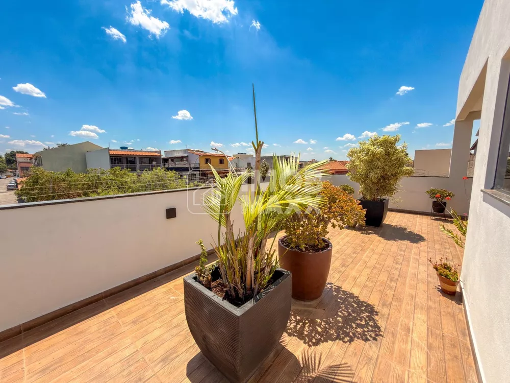 Casa, 4 quartos, 235 m² - Foto 4