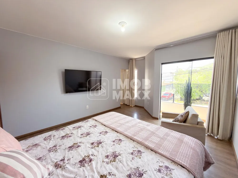 Casa, 4 quartos, 235 m² - Foto 9