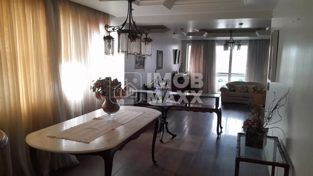 Apartamento à venda com 4 quartos, 180m² - Foto 1