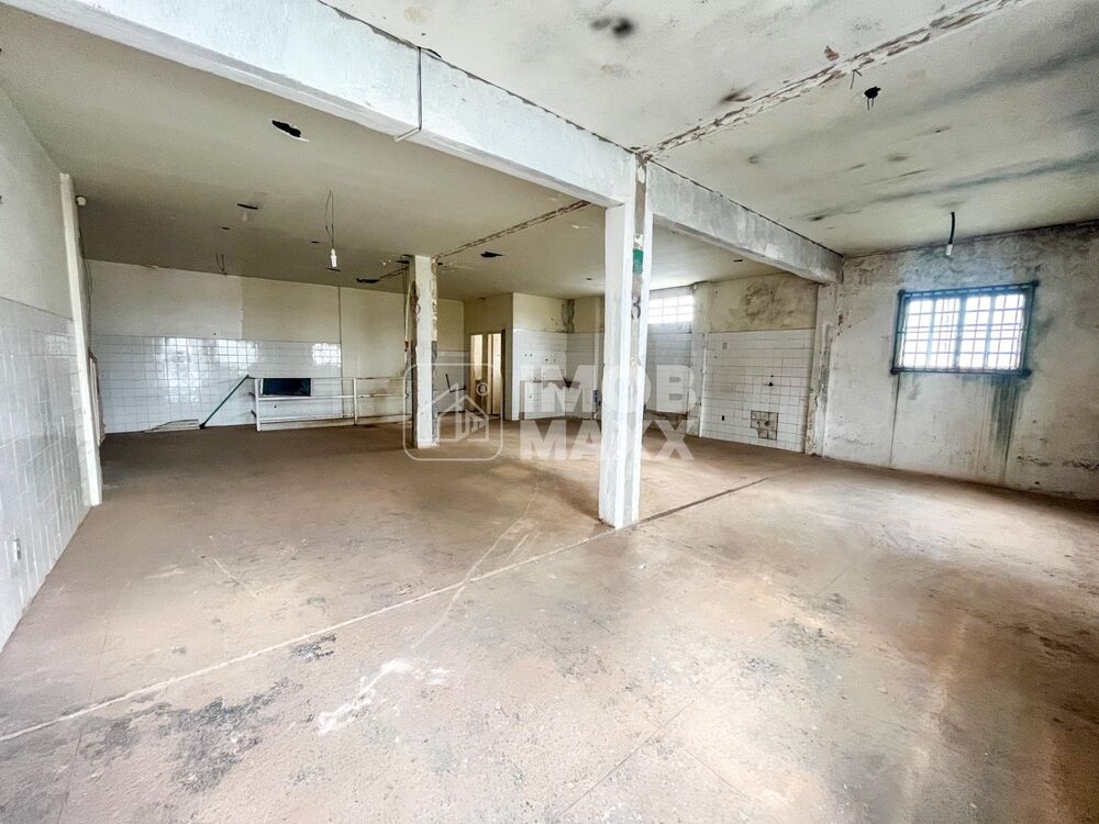 Loja-Salão à venda, 180m² - Foto 1