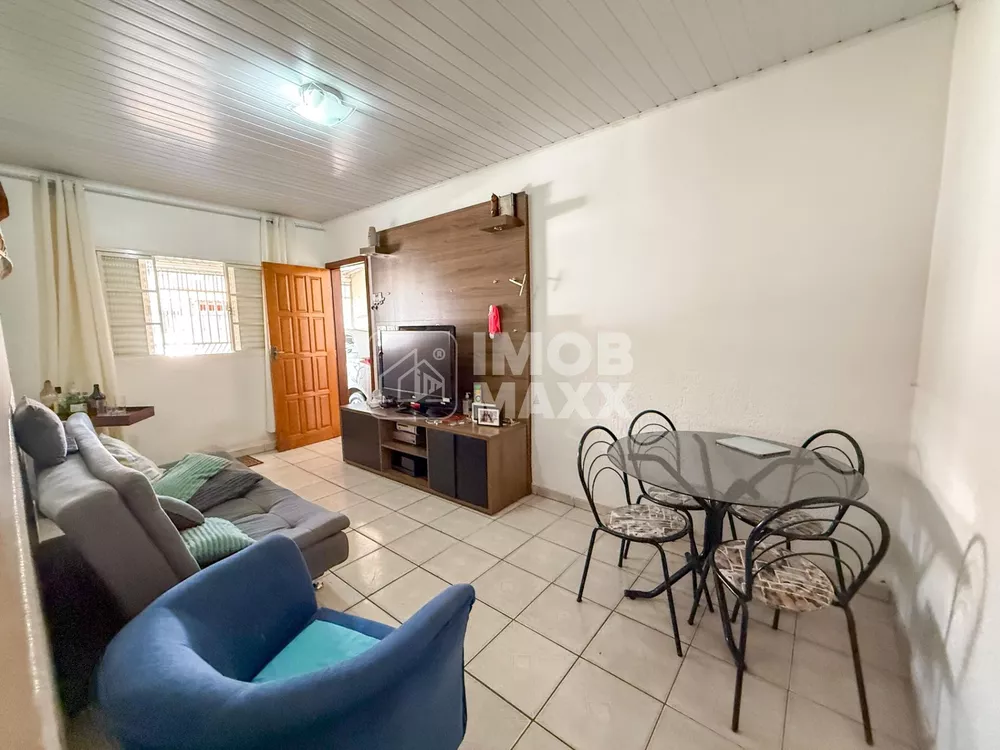 Casa, 4 quartos, 120 m² - Foto 1