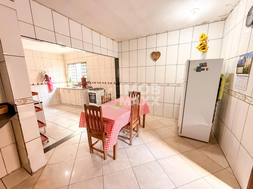 Casa, 5 quartos, 132 m² - Foto 3