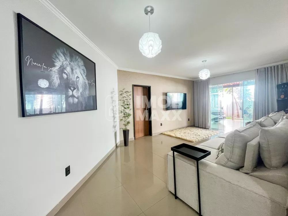 Casa, 3 quartos, 300 m² - Foto 2