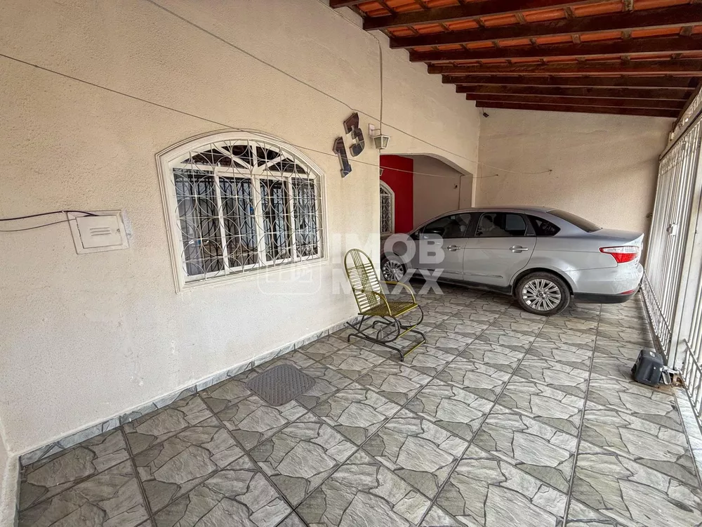 Casa, 4 quartos, 264 m² - Foto 2