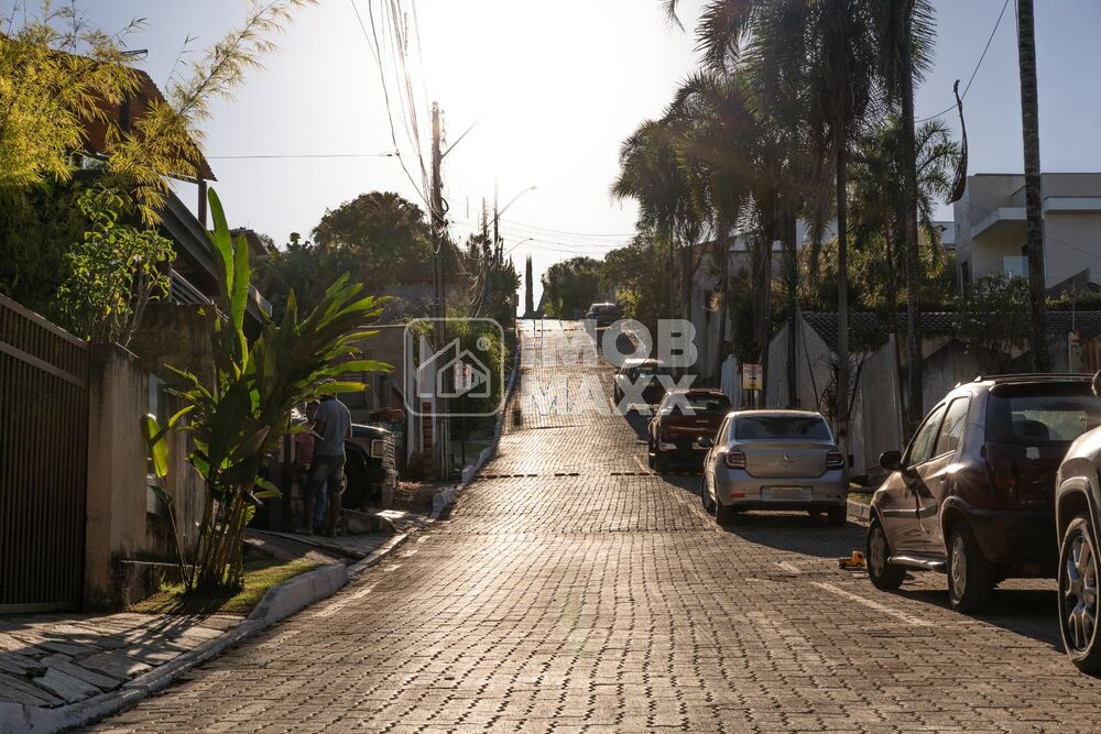 Casa, 3 quartos, 210 m² - Foto 1