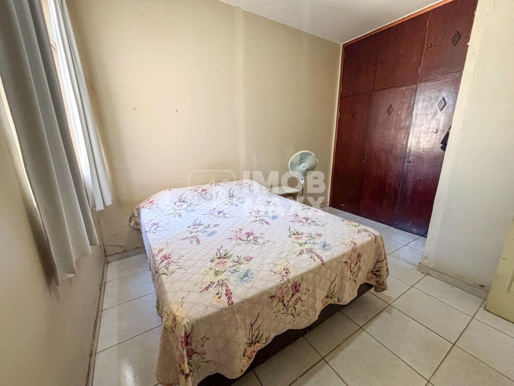 Casa, 6 quartos, 210 m² - Foto 4