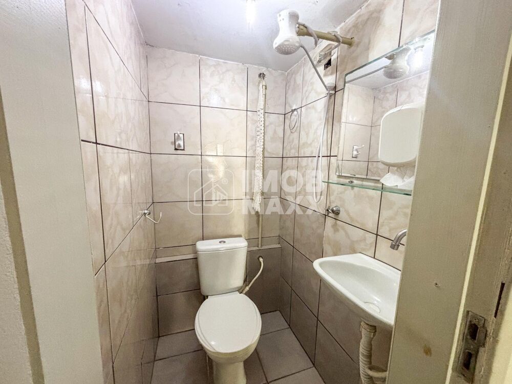 Casa, 6 quartos, 210 m² - Foto 9