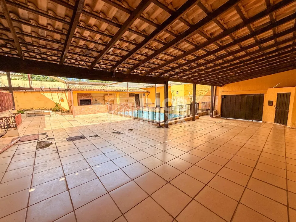 Casa, 4 quartos, 235 m² - Foto 10