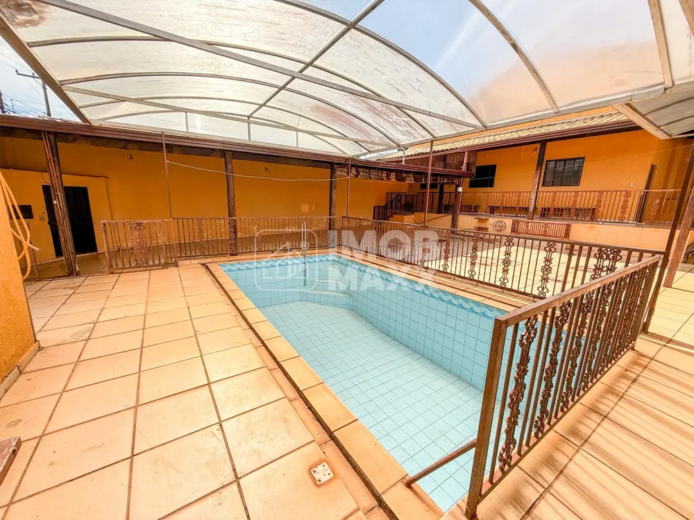 Casa, 4 quartos, 235 m² - Foto 12