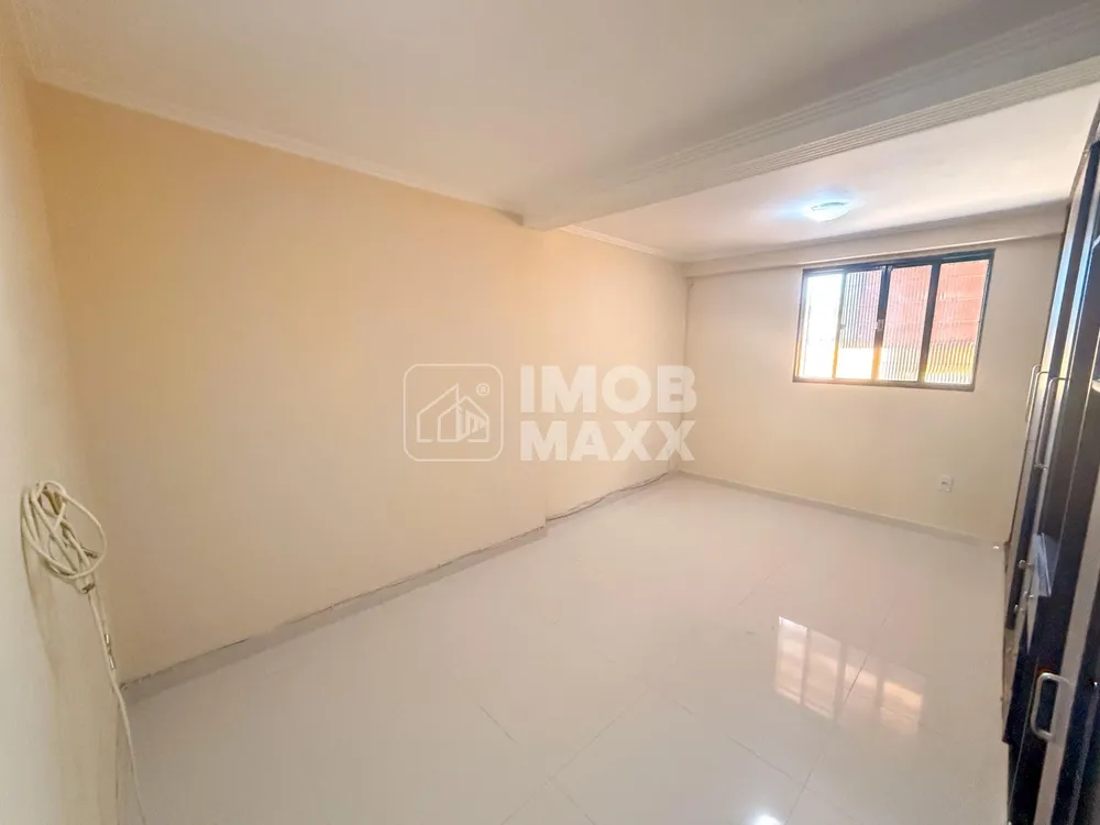 Casa, 4 quartos, 235 m² - Foto 3