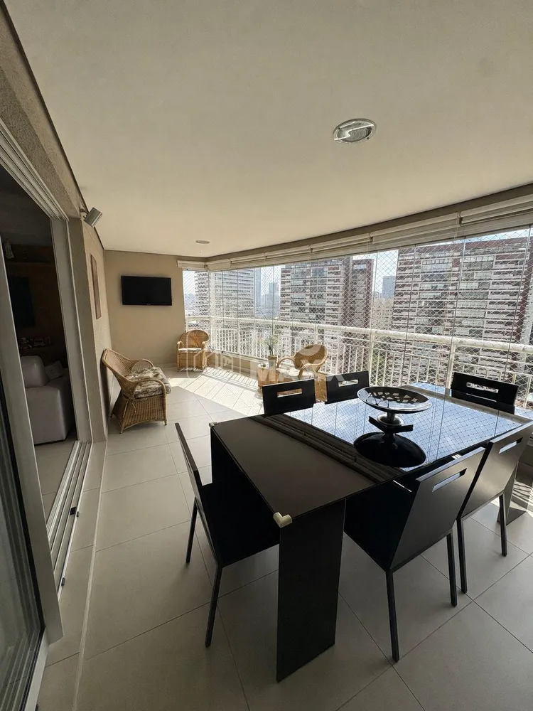 Apartamento, 3 quartos, 135 m² - Foto 2