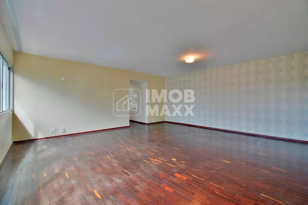 Apartamento à venda com 3 quartos, 120m² - Foto 2