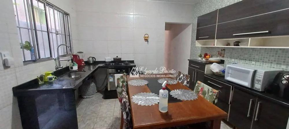 Sobrado, 3 quartos, 220 m² - Foto 1