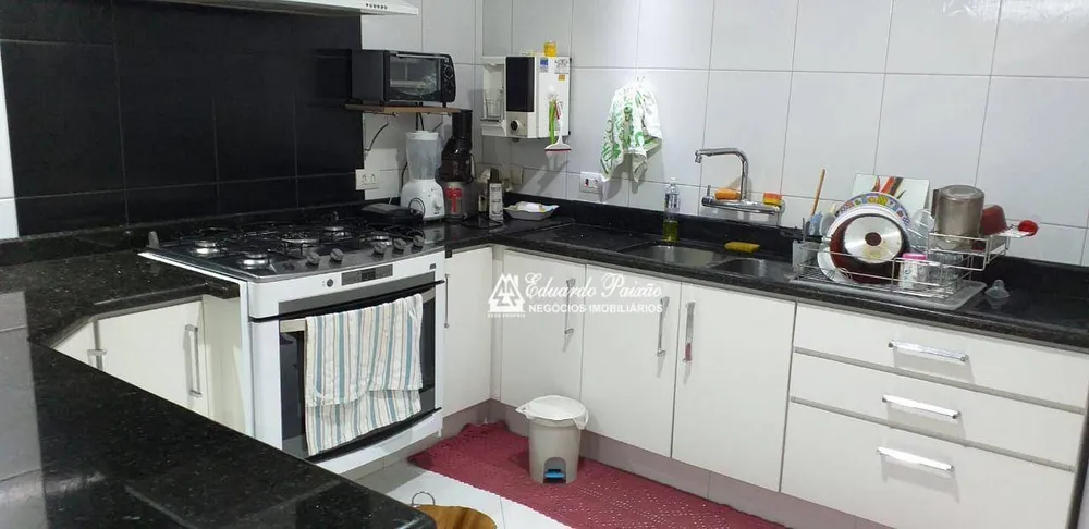 Casa, 4 quartos, 260 m² - Foto 1