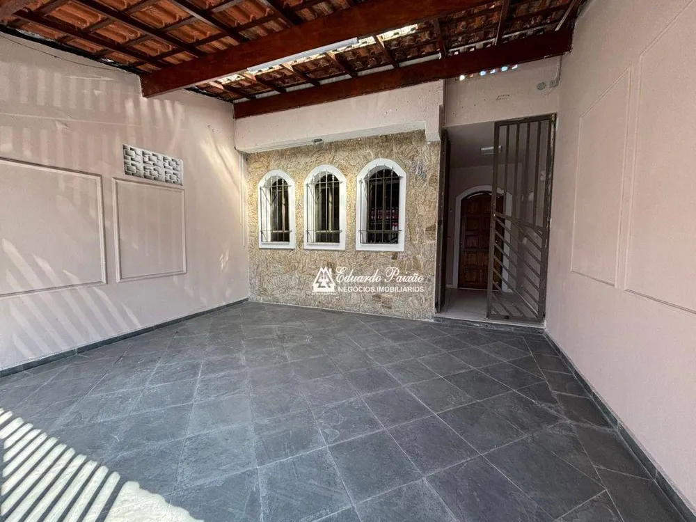 Sobrado, 3 quartos, 131 m² - Foto 2