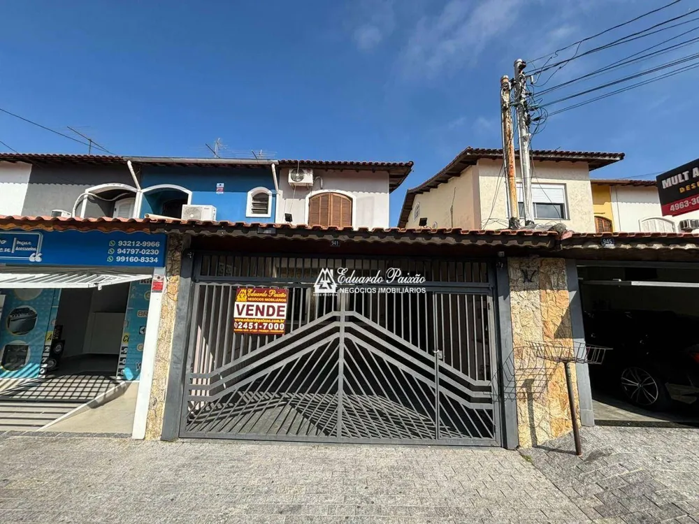 Sobrado, 3 quartos, 131 m² - Foto 1