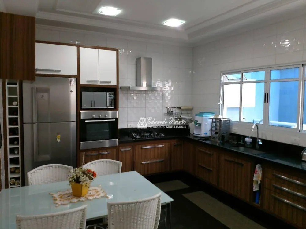 Sobrado, 4 quartos, 360 m² - Foto 7