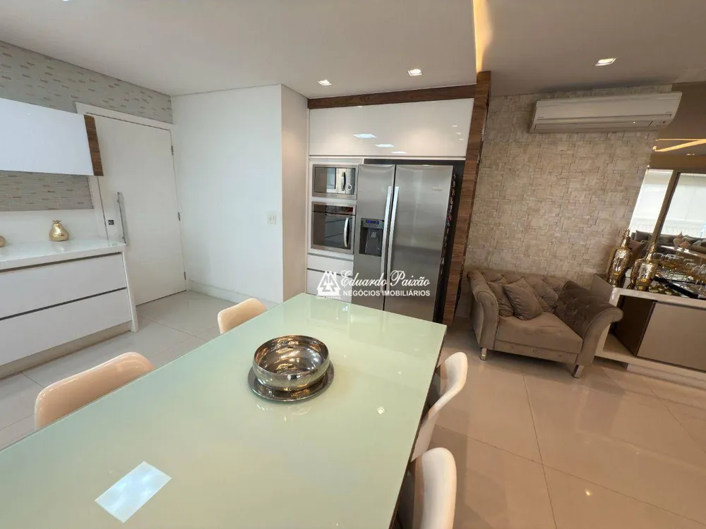 Apartamento, 3 quartos, 202 m² - Foto 2