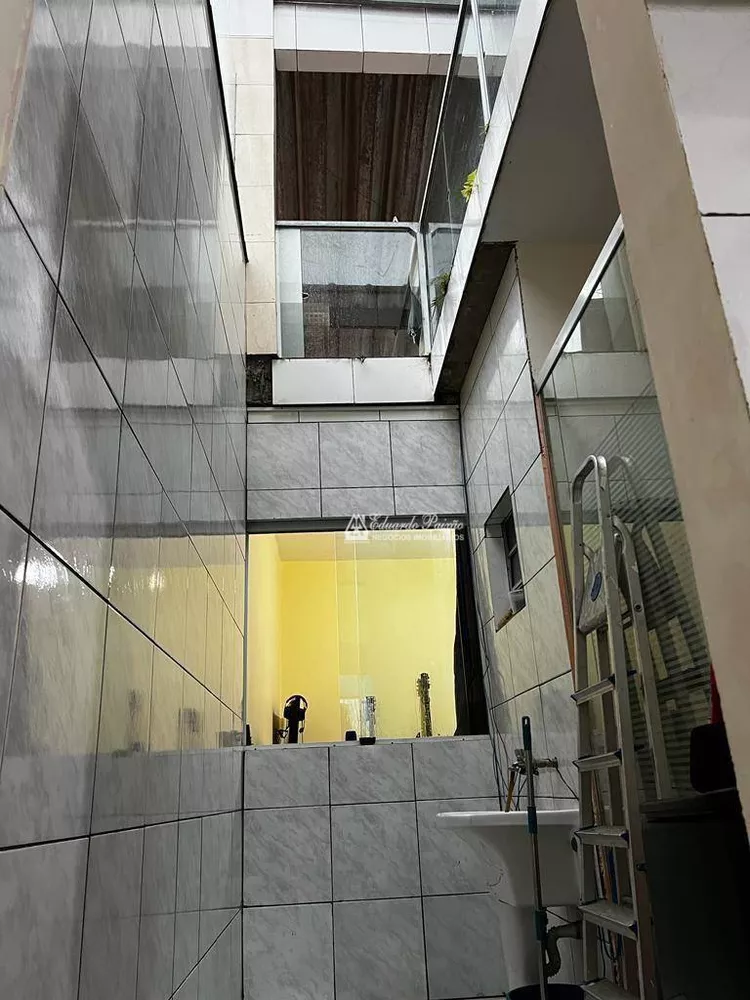 Sobrado à venda com 3 quartos, 311m² - Foto 4