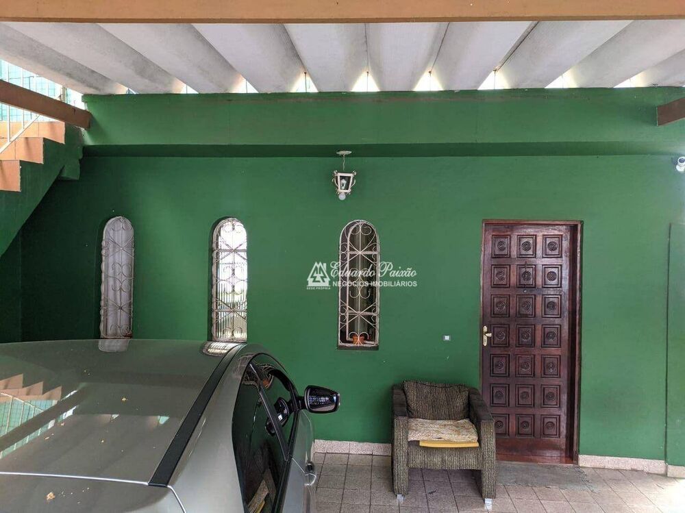 Casa, 3 quartos, 210 m² - Foto 1