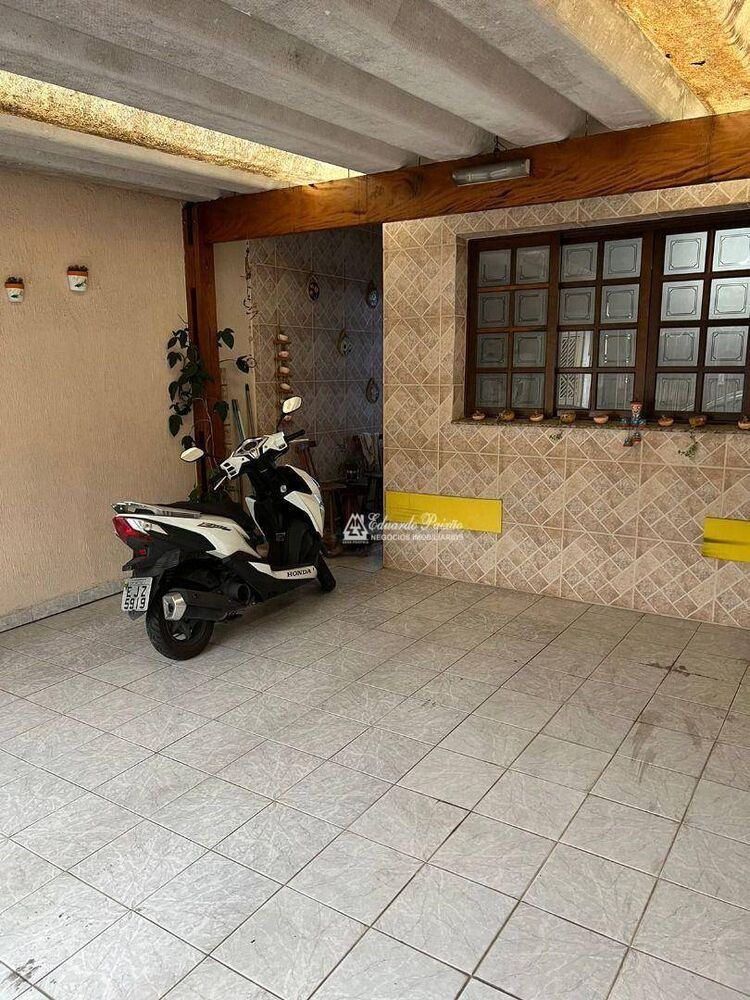 Sobrado, 3 quartos, 180 m² - Foto 2
