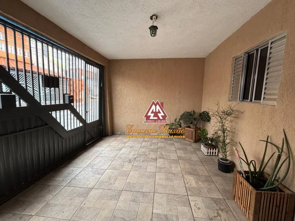 Sobrado, 4 quartos, 203 m² - Foto 1