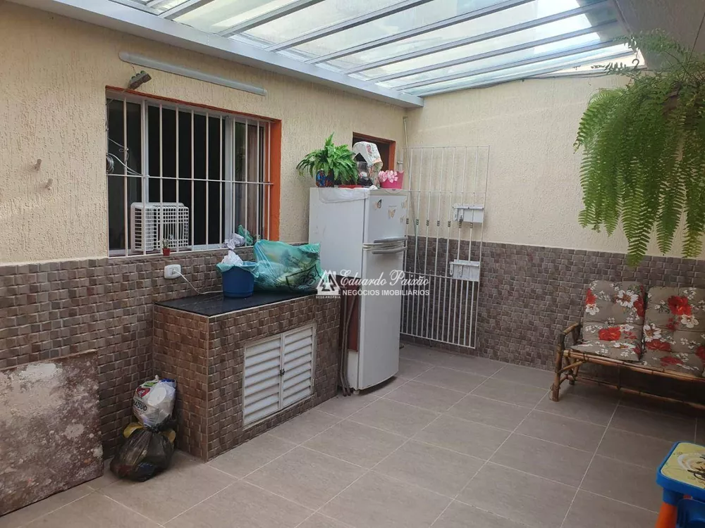 Sobrado à venda com 3 quartos, 204m² - Foto 4