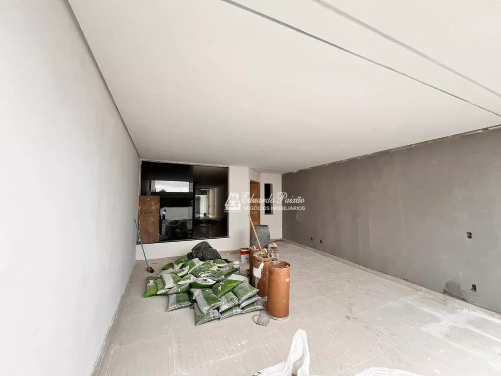 Sobrado à venda com 3 quartos, 178m² - Foto 3