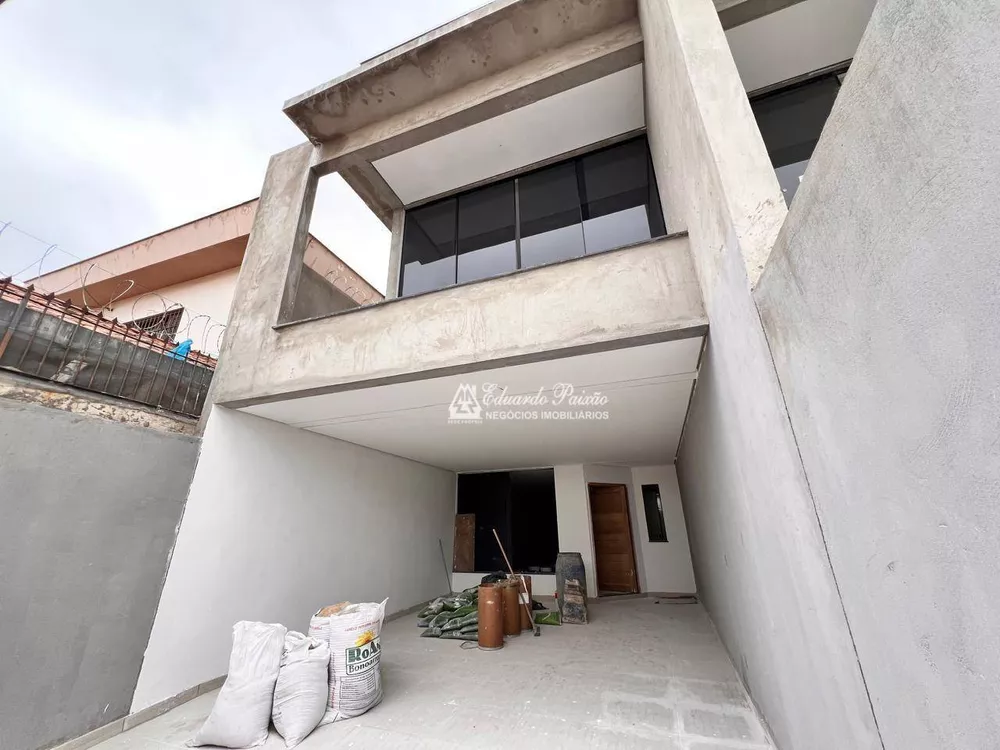 Sobrado à venda com 3 quartos, 178m² - Foto 4