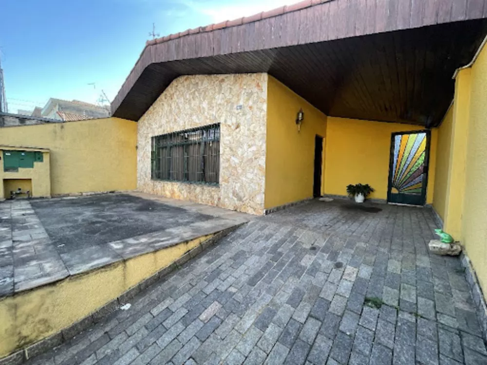 Casa à venda com 3 quartos, 250m² - Foto 1