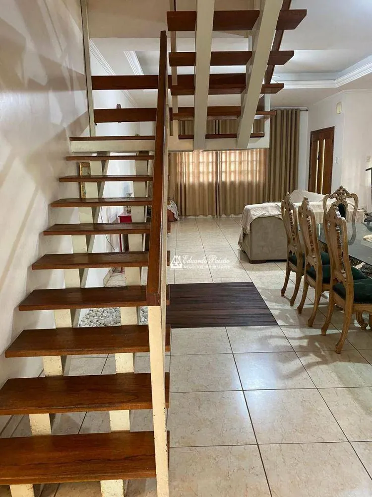 Sobrado, 3 quartos, 553 m² - Foto 4