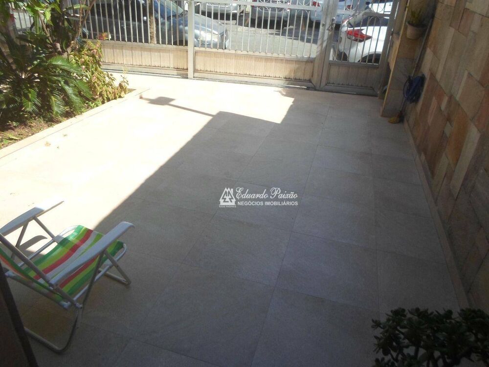 Casa, 2 quartos, 180 m² - Foto 1