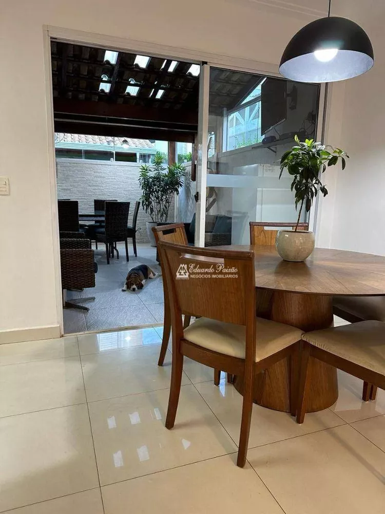 Sobrado à venda com 3 quartos, 100m² - Foto 3