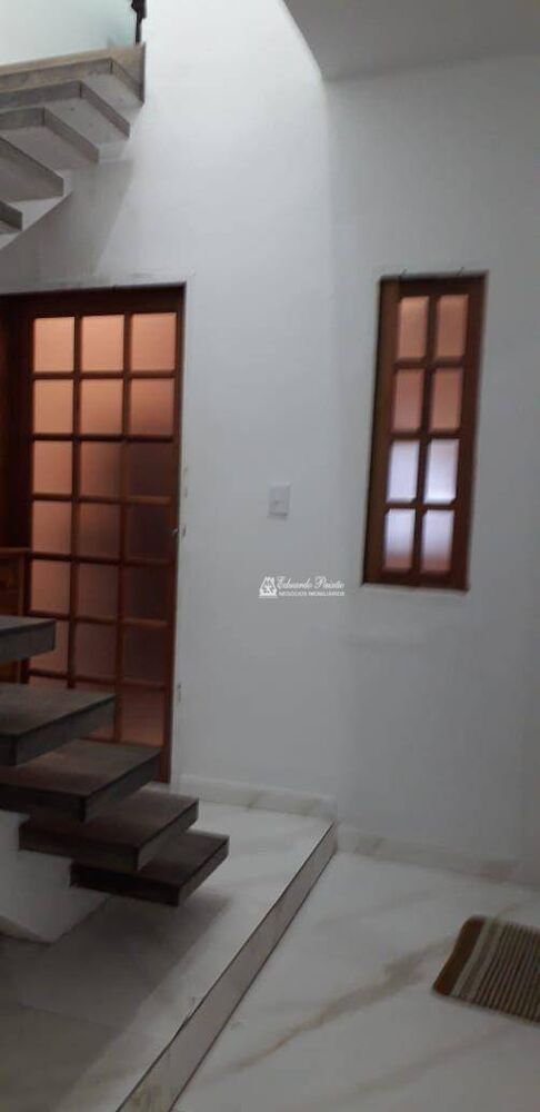 Casa, 3 quartos, 109 m² - Foto 2