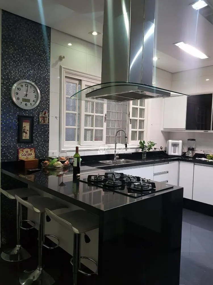 Sobrado, 3 quartos, 270 m² - Foto 7