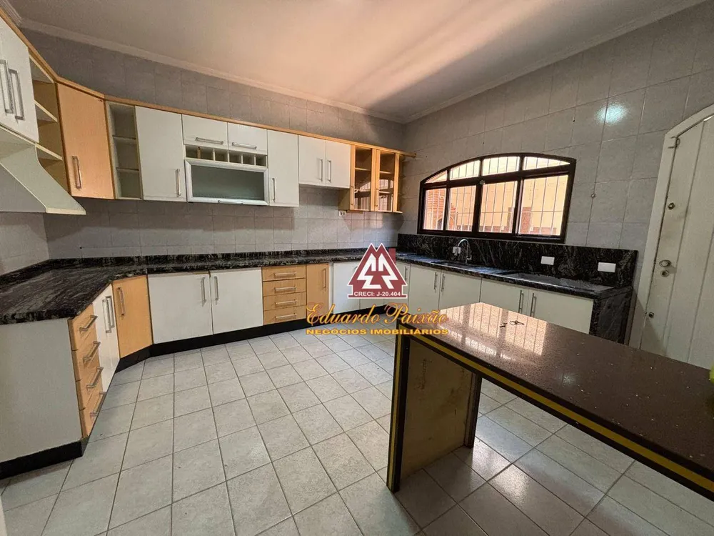 Sobrado, 3 quartos, 299 m² - Foto 9