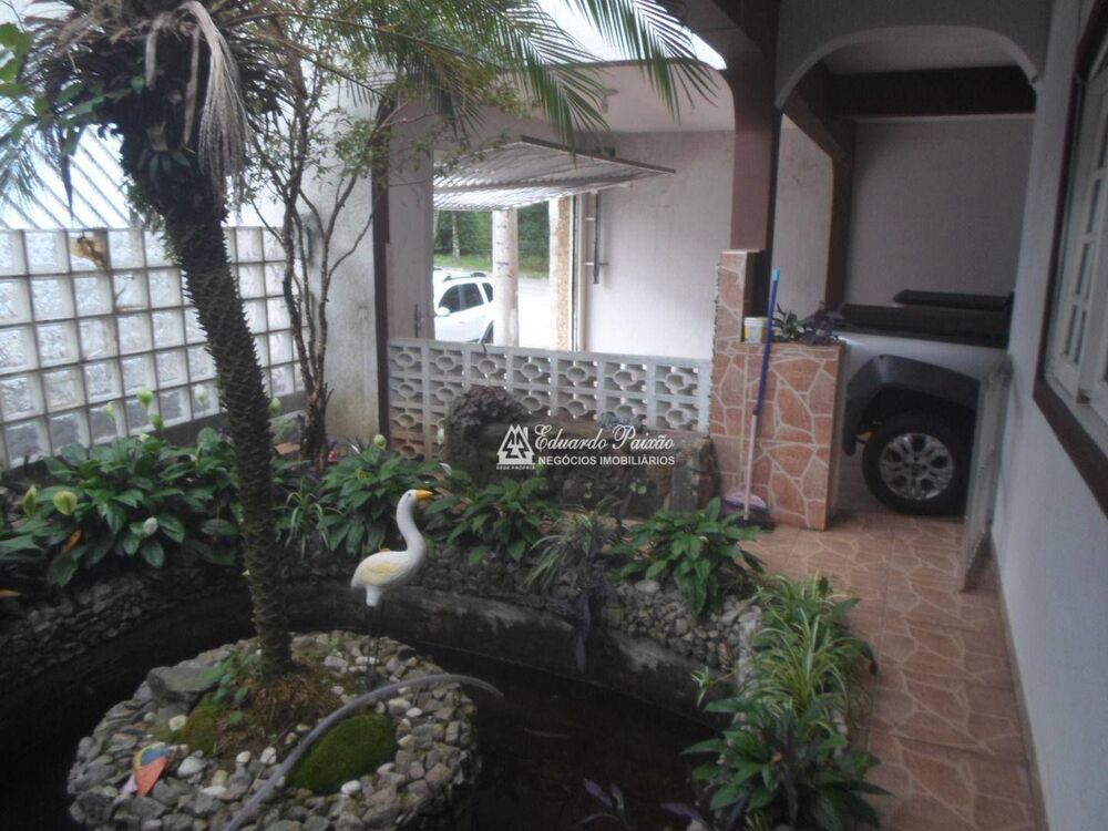 Sobrado, 3 quartos, 299 m² - Foto 1