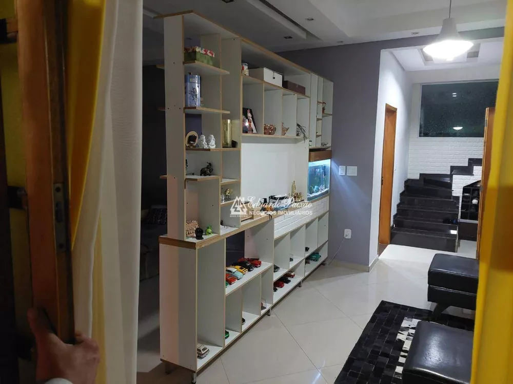 Sobrado à venda com 3 quartos, 116m² - Foto 2