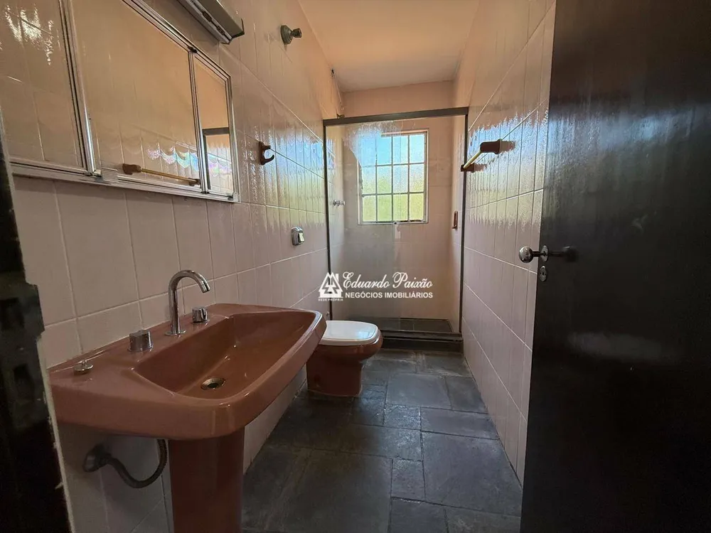 Casa, 3 quartos, 226 m² - Foto 2