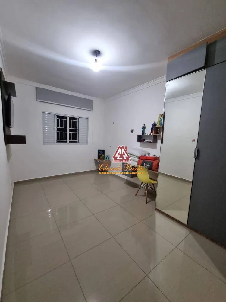 Sobrado, 5 quartos, 450 m² - Foto 1