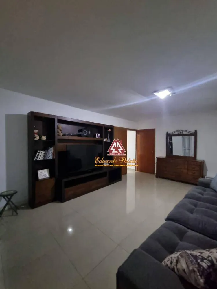 Sobrado, 5 quartos, 450 m² - Foto 4