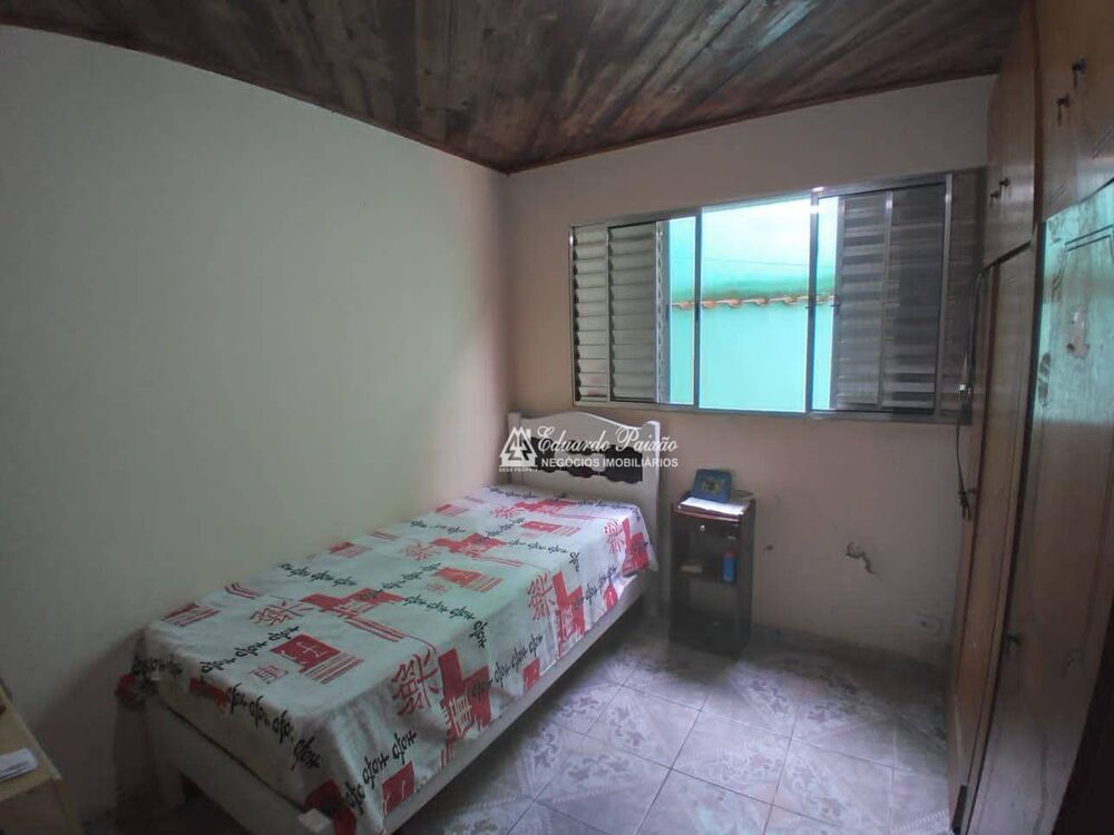 Sobrado, 6 quartos, 180 m² - Foto 1
