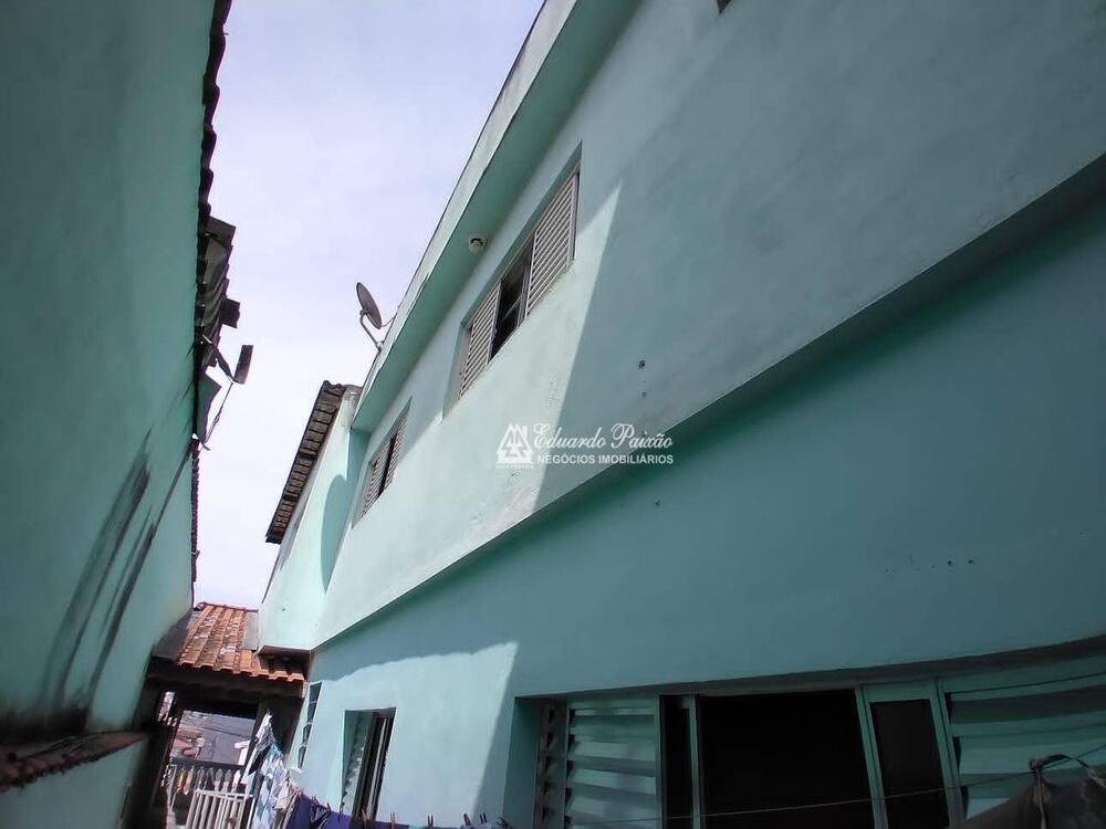 Sobrado, 6 quartos, 180 m² - Foto 2
