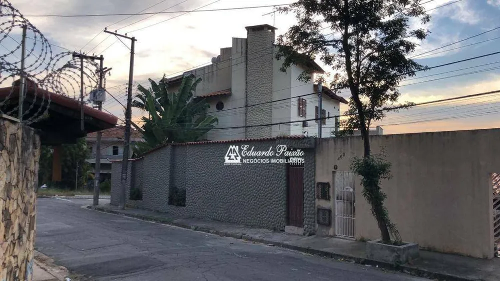 Sobrado, 4 quartos, 500 m² - Foto 1