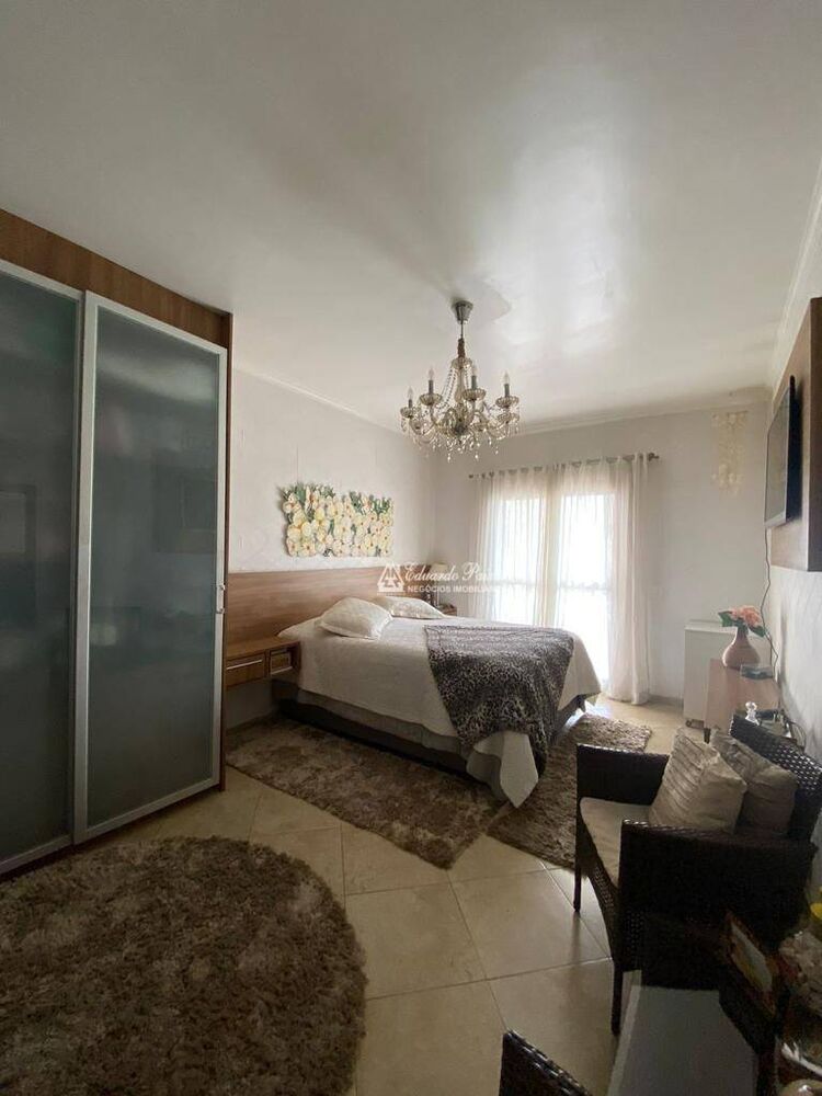 Sobrado, 4 quartos, 216 m² - Foto 4