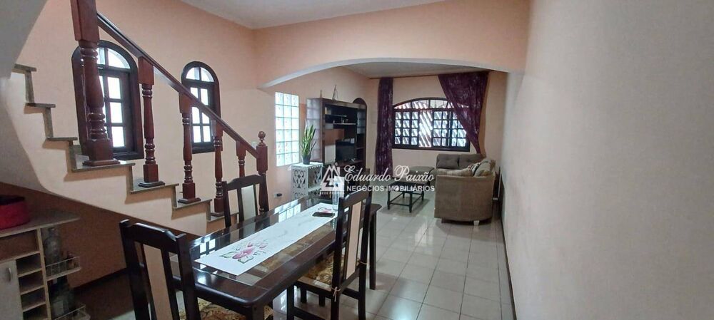 Sobrado, 3 quartos, 207 m² - Foto 4