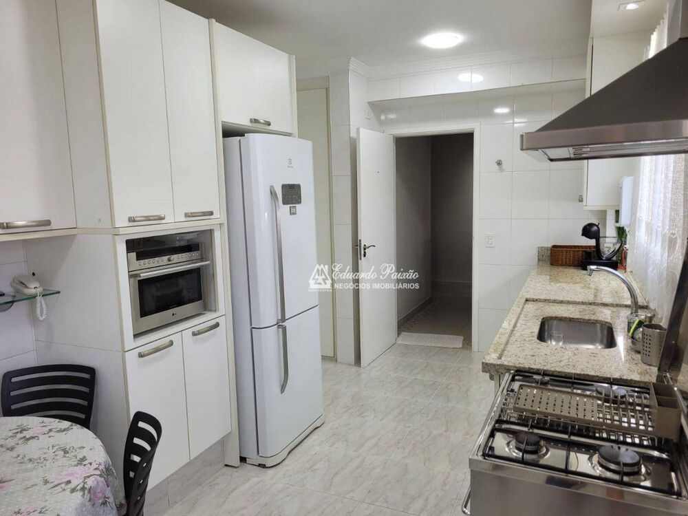 Apartamento, 4 quartos, 178 m² - Foto 1