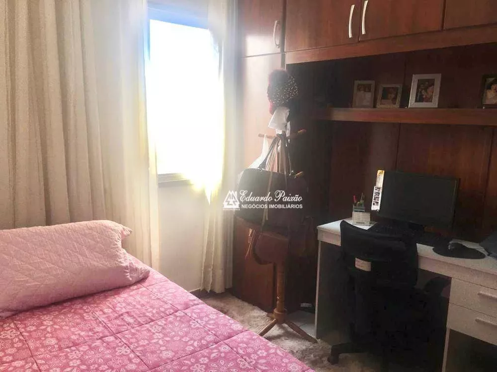 Apartamento à venda com 2 quartos, 62m² - Foto 3