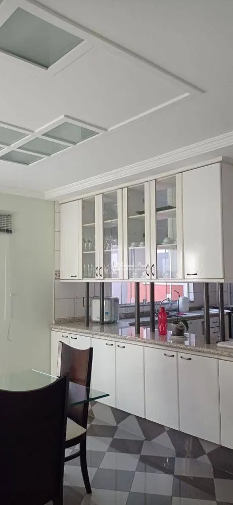 Casa, 3 quartos, 261 m² - Foto 14