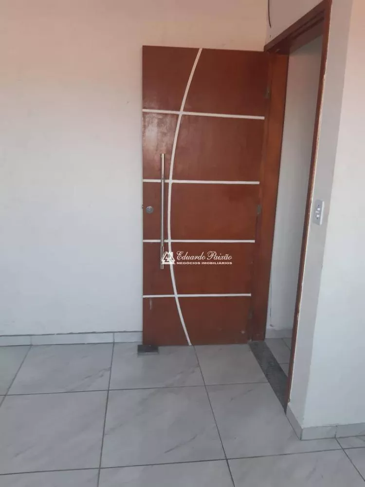 Sobrado à venda com 6 quartos, 350m² - Foto 2